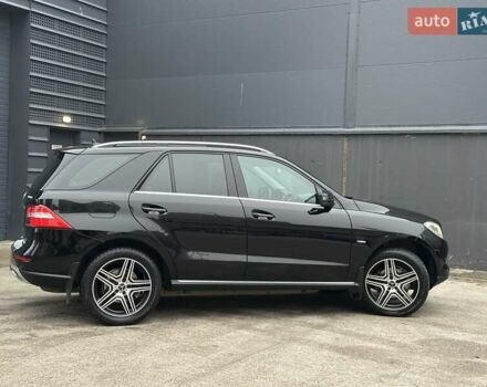 Чорний Мерседес М-Клас, об'ємом двигуна 2.2 л та пробігом 271 тис. км за 16450 $, фото 18 на Automoto.ua