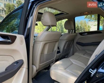 Чорний Мерседес М-Клас, об'ємом двигуна 2.99 л та пробігом 240 тис. км за 22499 $, фото 15 на Automoto.ua