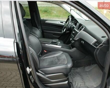 Чорний Мерседес М-Клас, об'ємом двигуна 3.5 л та пробігом 186 тис. км за 4650 $, фото 5 на Automoto.ua