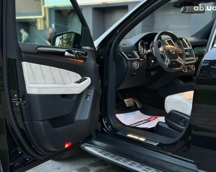 Мерседес М-Класс 2012 в Виннице на Automoto.ua Черный Мерседес М-Класс, объемом двигателя 5.5 л и пробегом 179 тыс. км за 17990 $, фото 17 на Automoto.ua