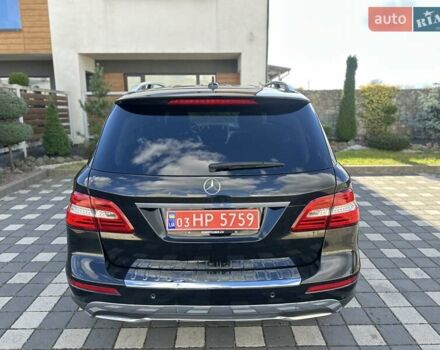 Черный Мерседес М-Класс, объемом двигателя 3 л и пробегом 181 тыс. км за 22900 $, фото 13 на Automoto.ua