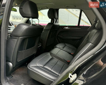 Черный Мерседес М-Класс, объемом двигателя 3.5 л и пробегом 142 тыс. км за 17500 $, фото 46 на Automoto.ua