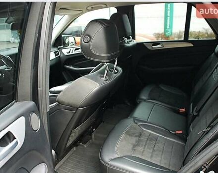 Чорний Мерседес М-Клас, об'ємом двигуна 3.5 л та пробігом 186 тис. км за 4650 $, фото 3 на Automoto.ua