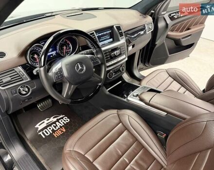 Черный Мерседес М-Класс, объемом двигателя 5.46 л и пробегом 119 тыс. км за 32990 $, фото 20 на Automoto.ua