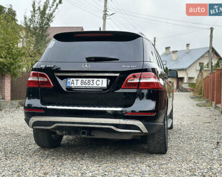 Черный Мерседес М-Класс, объемом двигателя 3 л и пробегом 255 тыс. км за 19400 $, фото 12 на Automoto.ua