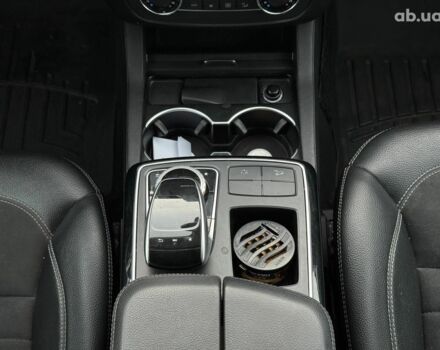 Мерседес М-Класс 2012 в Киеве на Automoto.ua Черный Мерседес М-Класс, объемом двигателя 2.1 л и пробегом 198 тыс. км за 23840 $, фото 43 на Automoto.ua