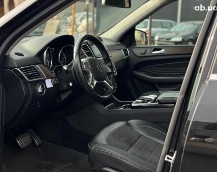 Мерседес М-Класс 2012 в Киеве на Automoto.ua Черный Мерседес М-Класс, объемом двигателя 2.1 л и пробегом 198 тыс. км за 23840 $, фото 14 на Automoto.ua