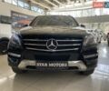 Черный Мерседес М-Класс, объемом двигателя 2.99 л и пробегом 140 тыс. км за 23800 $, фото 3 на Automoto.ua