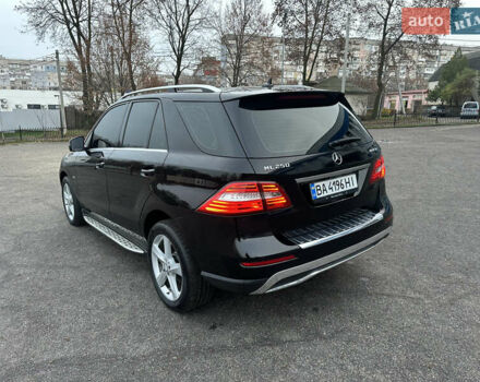 Чорний Мерседес М-Клас, об'ємом двигуна 2.14 л та пробігом 220 тис. км за 18500 $, фото 6 на Automoto.ua