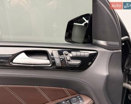 Черный Мерседес М-Класс, объемом двигателя 5.46 л и пробегом 119 тыс. км за 32990 $, фото 19 на Automoto.ua