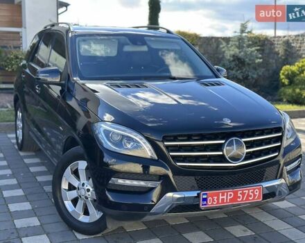 Черный Мерседес М-Класс, объемом двигателя 3 л и пробегом 181 тыс. км за 22900 $, фото 5 на Automoto.ua