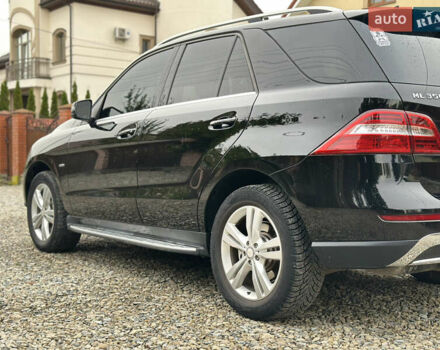 Черный Мерседес М-Класс, объемом двигателя 3 л и пробегом 255 тыс. км за 19400 $, фото 14 на Automoto.ua