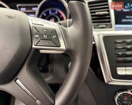 Черный Мерседес М-Класс, объемом двигателя 5.46 л и пробегом 119 тыс. км за 32990 $, фото 49 на Automoto.ua