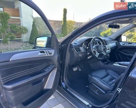 Черный Мерседес М-Класс, объемом двигателя 3 л и пробегом 181 тыс. км за 22900 $, фото 15 на Automoto.ua