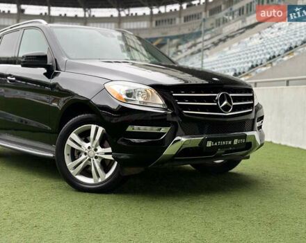 Черный Мерседес М-Класс, объемом двигателя 3.5 л и пробегом 142 тыс. км за 17500 $, фото 13 на Automoto.ua