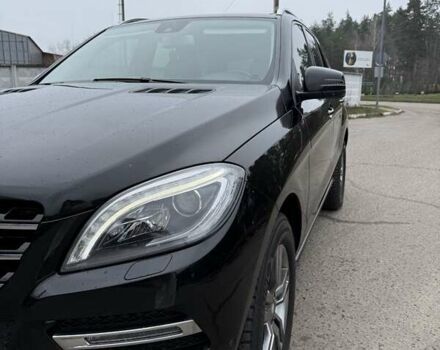 Черный Мерседес М-Класс, объемом двигателя 2.14 л и пробегом 220 тыс. км за 21000 $, фото 13 на Automoto.ua