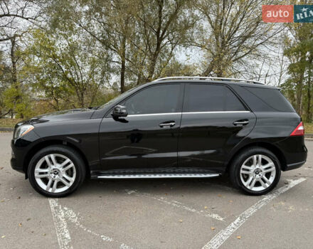 Мерседес М-Клас 2013 у Києві на Automoto.ua Чорний Мерседес М-Клас, об'ємом двигуна 3 л та пробігом 290 тис. км за 19900 $, фото 12 на Automoto.ua