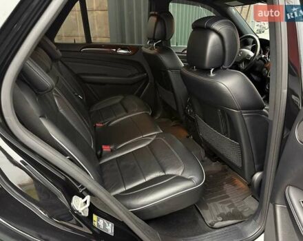 Черный Мерседес М-Класс, объемом двигателя 3.5 л и пробегом 331 тыс. км за 16950 $, фото 21 на Automoto.ua