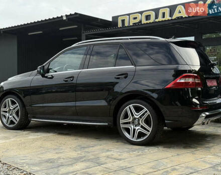 Чорний Мерседес М-Клас, об'ємом двигуна 3 л та пробігом 231 тис. км за 27500 $, фото 2 на Automoto.ua