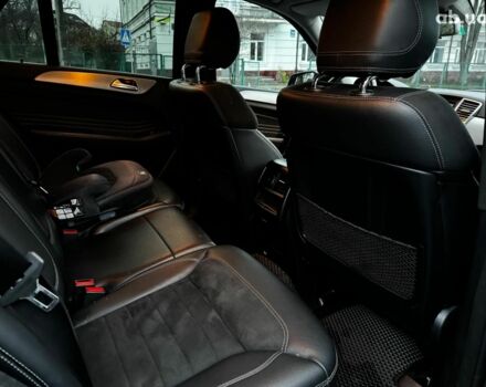 Черный Мерседес М-Класс, объемом двигателя 2.2 л и пробегом 205 тыс. км за 19490 $, фото 42 на Automoto.ua