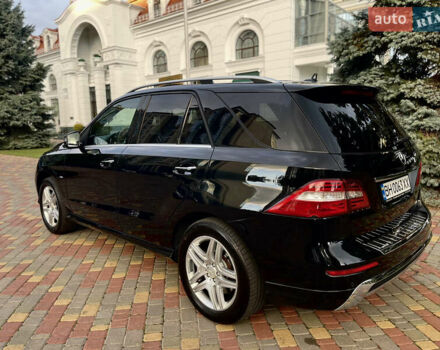 Мерседес М-Класс 2013 в Одессе на Automoto.ua Черный Мерседес М-Класс, объемом двигателя 2.99 л и пробегом 150 тыс. км за 19500 $, фото 8 на Automoto.ua