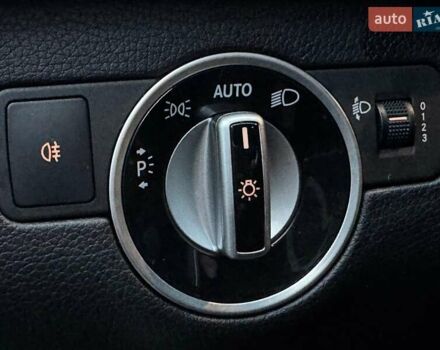 Черный Мерседес М-Класс, объемом двигателя 2.2 л и пробегом 205 тыс. км за 19490 $, фото 32 на Automoto.ua