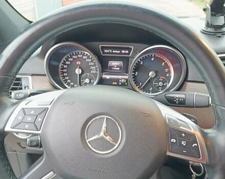 Черный Мерседес М-Класс, объемом двигателя 2.14 л и пробегом 172 тыс. км за 24000 $, фото 22 на Automoto.ua