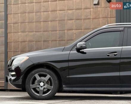 Черный Мерседес М-Класс, объемом двигателя 3.5 л и пробегом 331 тыс. км за 16950 $, фото 15 на Automoto.ua