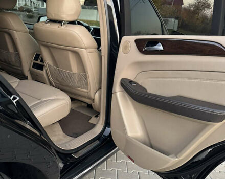 Черный Мерседес М-Класс, объемом двигателя 2.99 л и пробегом 297 тыс. км за 17900 $, фото 42 на Automoto.ua