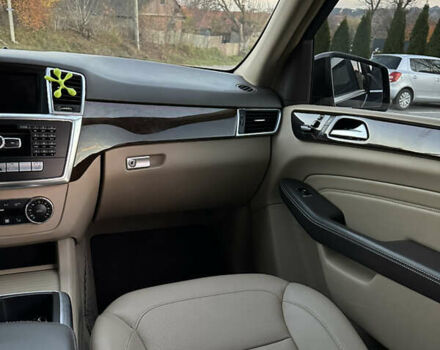 Черный Мерседес М-Класс, объемом двигателя 2.99 л и пробегом 297 тыс. км за 17900 $, фото 40 на Automoto.ua