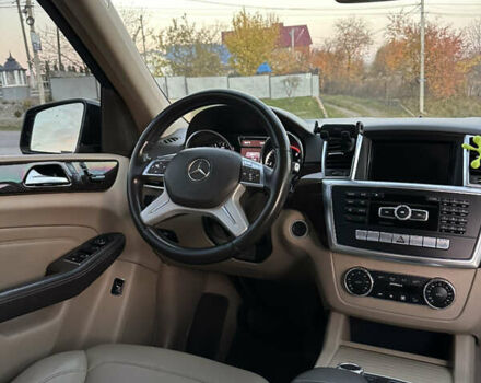 Черный Мерседес М-Класс, объемом двигателя 2.99 л и пробегом 297 тыс. км за 17900 $, фото 39 на Automoto.ua