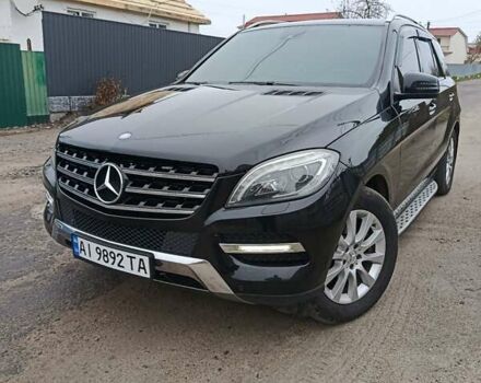 Черный Мерседес М-Класс, объемом двигателя 2.14 л и пробегом 172 тыс. км за 24000 $, фото 4 на Automoto.ua