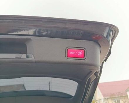 Черный Мерседес М-Класс, объемом двигателя 2.14 л и пробегом 172 тыс. км за 24000 $, фото 12 на Automoto.ua