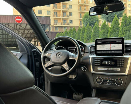 Черный Мерседес М-Класс, объемом двигателя 2.2 л и пробегом 182 тыс. км за 19500 $, фото 17 на Automoto.ua