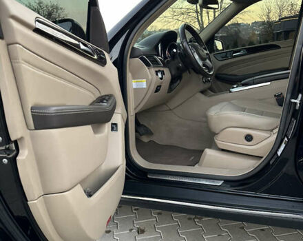 Черный Мерседес М-Класс, объемом двигателя 2.99 л и пробегом 297 тыс. км за 17900 $, фото 28 на Automoto.ua