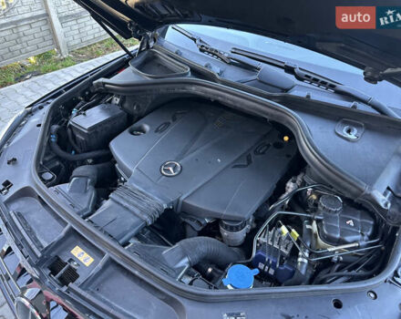 Черный Мерседес М-Класс, объемом двигателя 3 л и пробегом 377 тыс. км за 23500 $, фото 40 на Automoto.ua