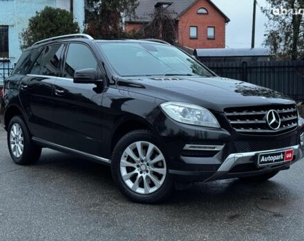 Черный Мерседес М-Класс, объемом двигателя 2.2 л и пробегом 205 тыс. км за 19490 $, фото 7 на Automoto.ua