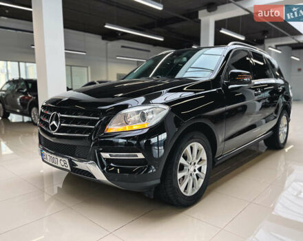 Мерседес М-Класс 2013 в Хмельницком на Automoto.ua Черный Мерседес М-Класс, объемом двигателя 2.14 л и пробегом 223 тыс. км за 21500 $, фото 2 на Automoto.ua