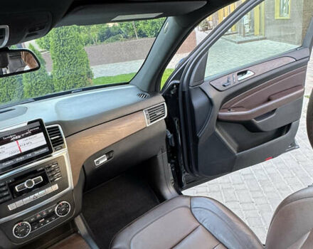 Черный Мерседес М-Класс, объемом двигателя 2.2 л и пробегом 182 тыс. км за 19500 $, фото 19 на Automoto.ua