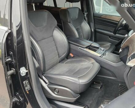 Черный Мерседес М-Класс, объемом двигателя 3.5 л и пробегом 187 тыс. км за 20900 $, фото 9 на Automoto.ua