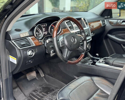 Чорний Мерседес М-Клас, об'ємом двигуна 2.99 л та пробігом 230 тис. км за 28700 $, фото 54 на Automoto.ua