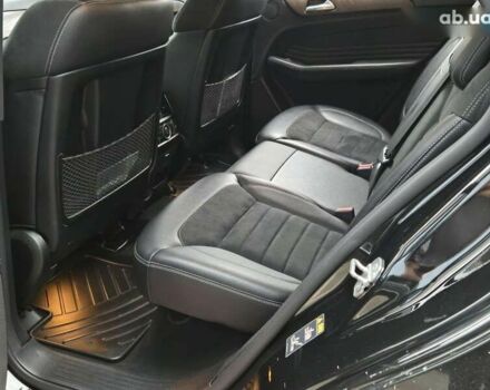 Черный Мерседес М-Класс, объемом двигателя 3.5 л и пробегом 187 тыс. км за 20900 $, фото 13 на Automoto.ua
