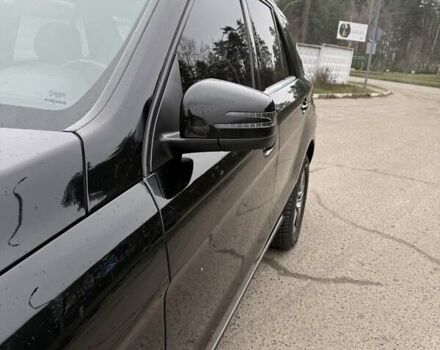 Черный Мерседес М-Класс, объемом двигателя 2.14 л и пробегом 220 тыс. км за 21000 $, фото 15 на Automoto.ua