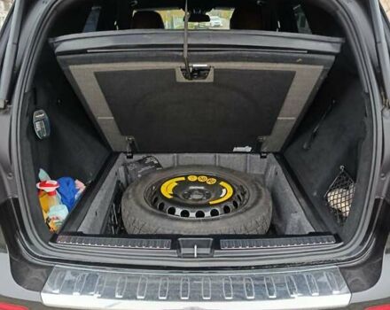 Черный Мерседес М-Класс, объемом двигателя 2.14 л и пробегом 172 тыс. км за 24000 $, фото 11 на Automoto.ua