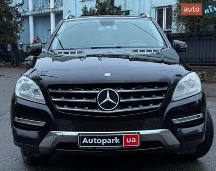 Черный Мерседес М-Класс, объемом двигателя 2.2 л и пробегом 205 тыс. км за 19490 $, фото 3 на Automoto.ua