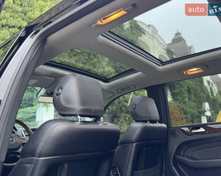 Чорний Мерседес М-Клас, об'ємом двигуна 2.99 л та пробігом 230 тис. км за 28700 $, фото 70 на Automoto.ua