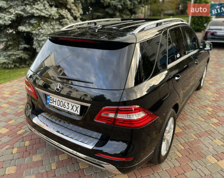 Мерседес М-Класс 2013 в Одессе на Automoto.ua Черный Мерседес М-Класс, объемом двигателя 2.99 л и пробегом 150 тыс. км за 19500 $, фото 13 на Automoto.ua