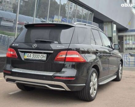 Черный Мерседес М-Класс, объемом двигателя 3.5 л и пробегом 187 тыс. км за 20900 $, фото 3 на Automoto.ua