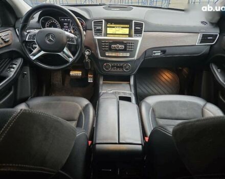 Черный Мерседес М-Класс, объемом двигателя 3.5 л и пробегом 187 тыс. км за 20900 $, фото 26 на Automoto.ua