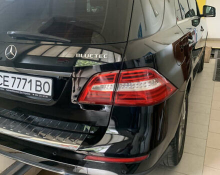 Черный Мерседес М-Класс, объемом двигателя 2.14 л и пробегом 282 тыс. км за 22500 $, фото 2 на Automoto.ua